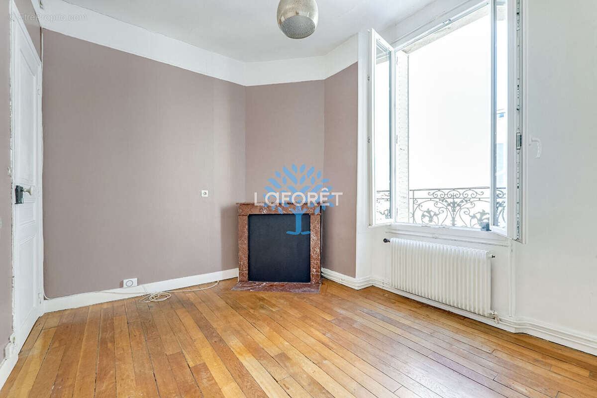 Appartement à FONTENAY-SOUS-BOIS