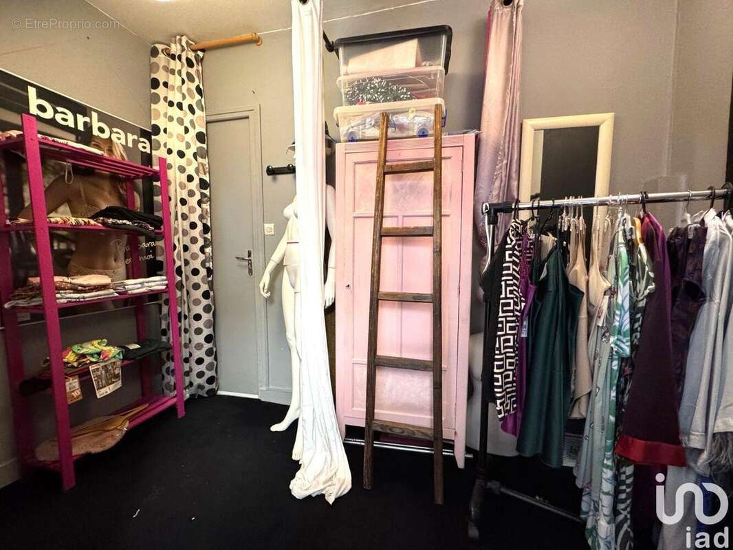 Photo 4 - Commerce à BOURG-ACHARD