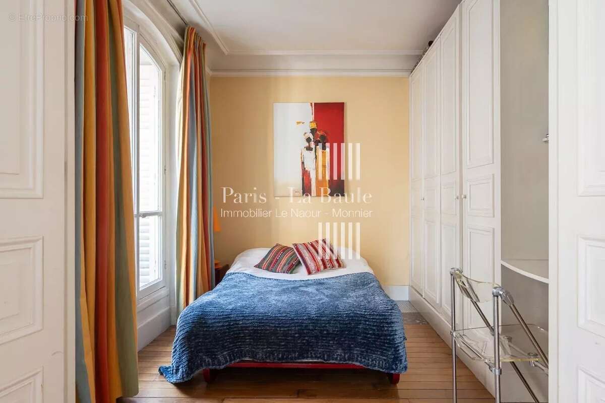 Appartement à PARIS-5E