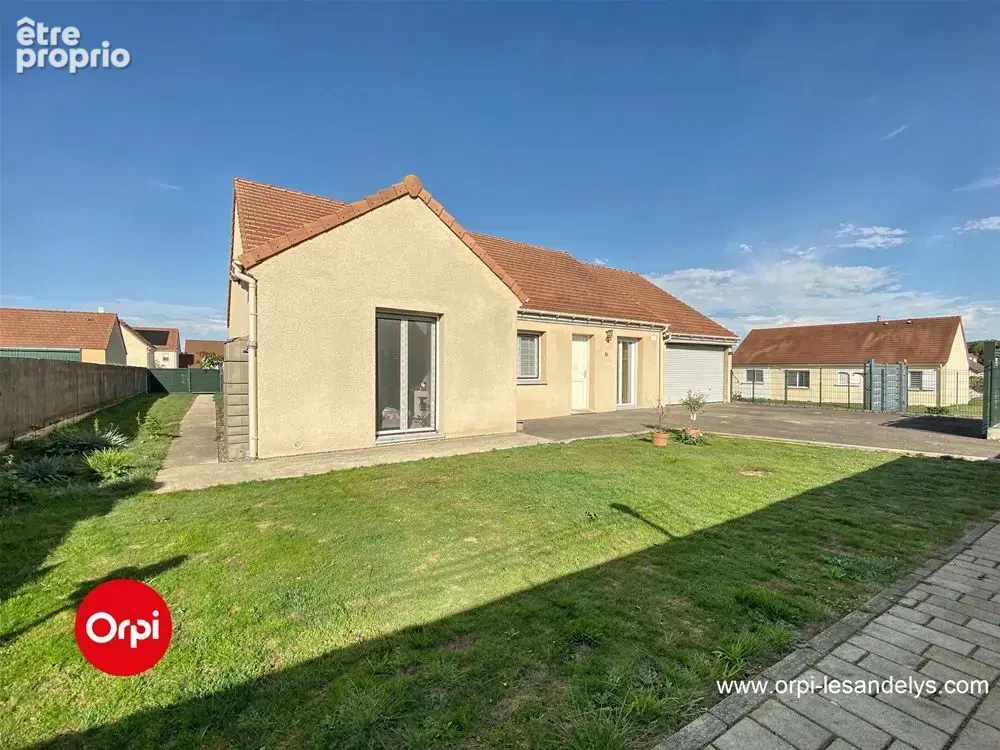 Maison à COURCELLES-SUR-SEINE