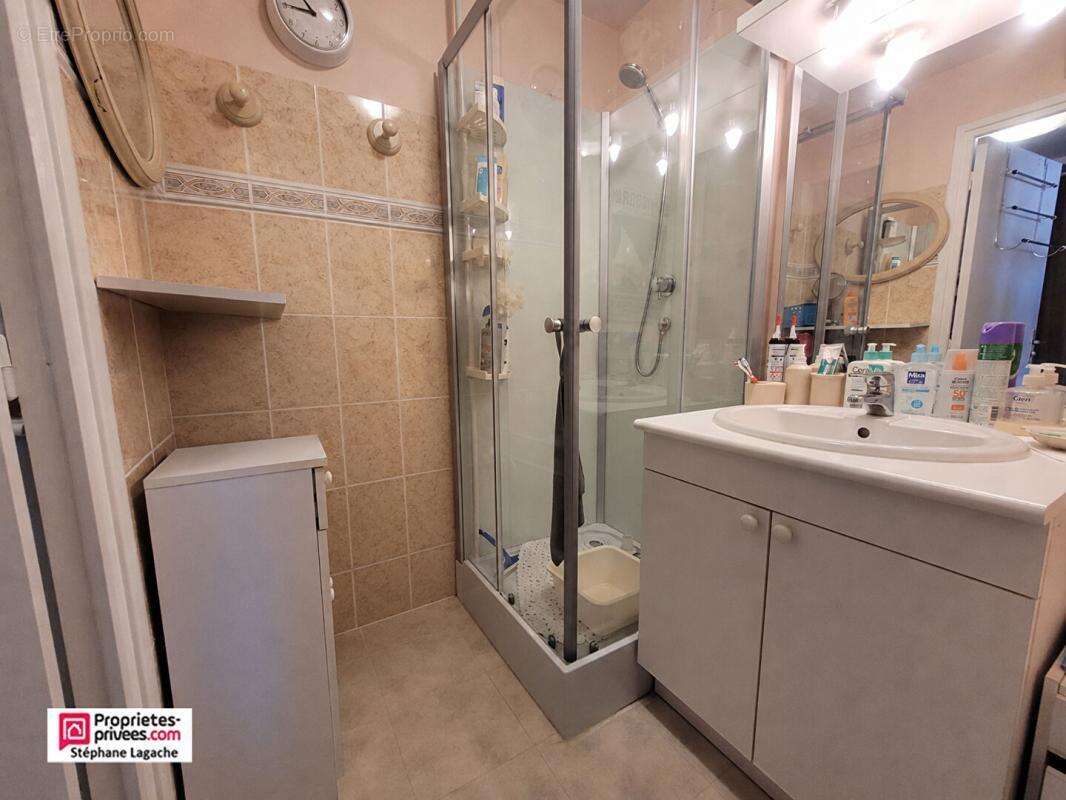 Appartement à NESLES