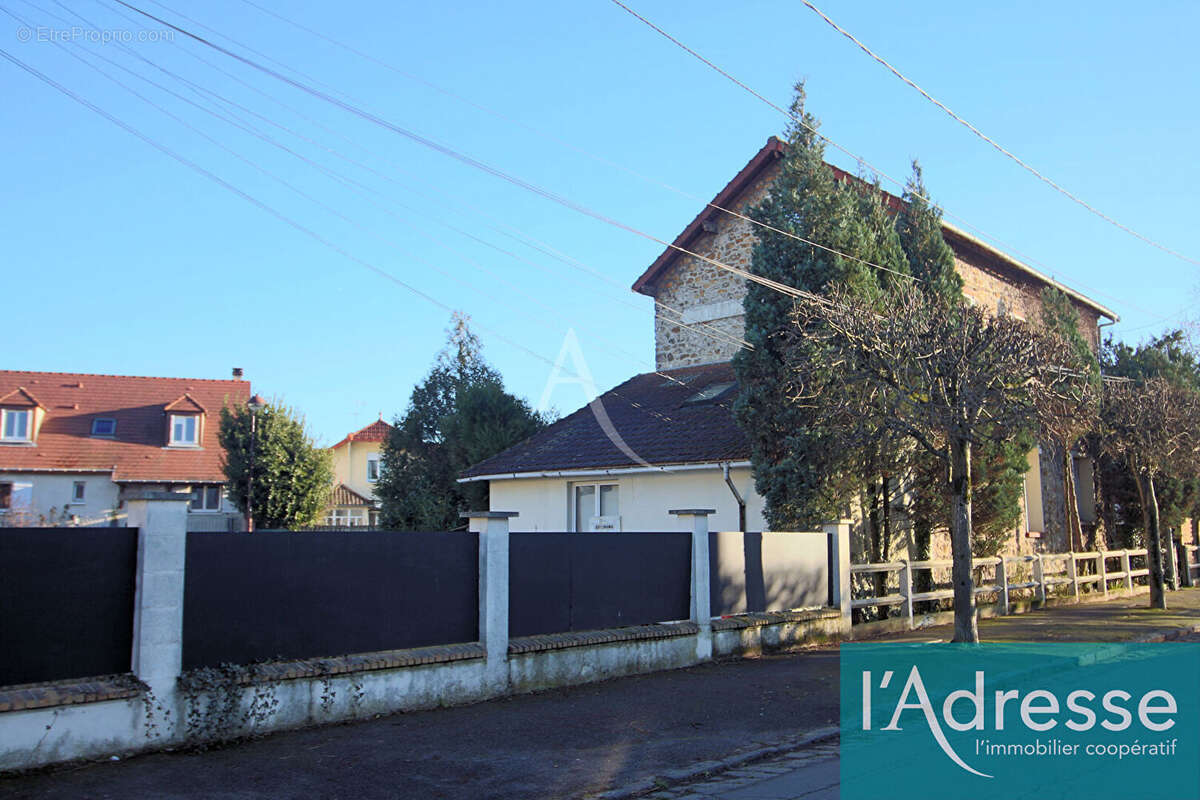 Viry-Châtillon (91) - Spécial Investisseur - Immeuble de rapport - photo 4