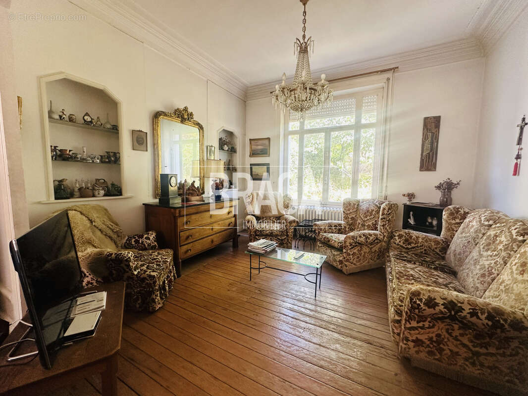 Grande maison familiale avec 7 chambres garage et jardin - photo 3