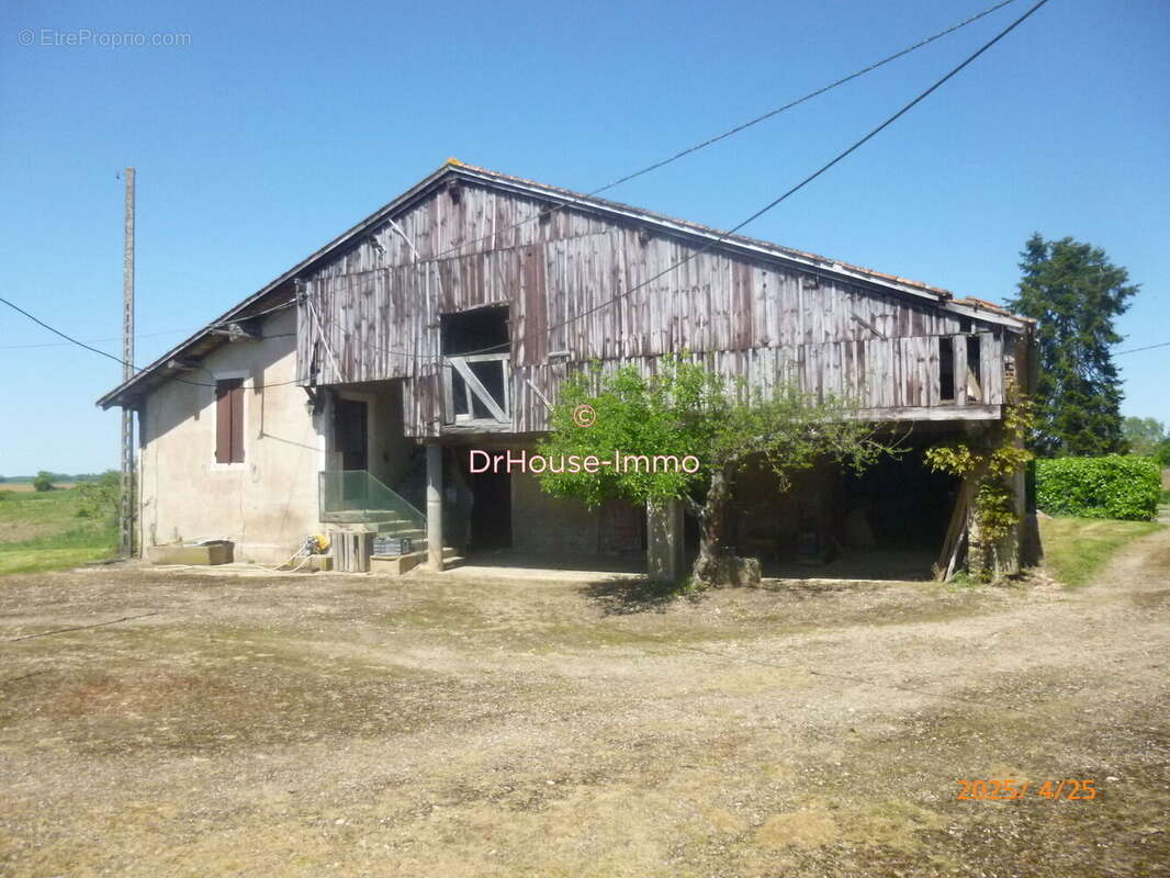 Maison à LONGUEVILLE