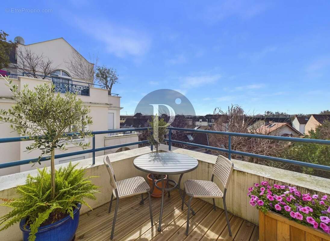 Appartement à VERRIERES-LE-BUISSON