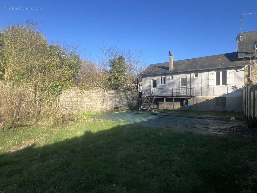 Maison à LA FERTE-MACE