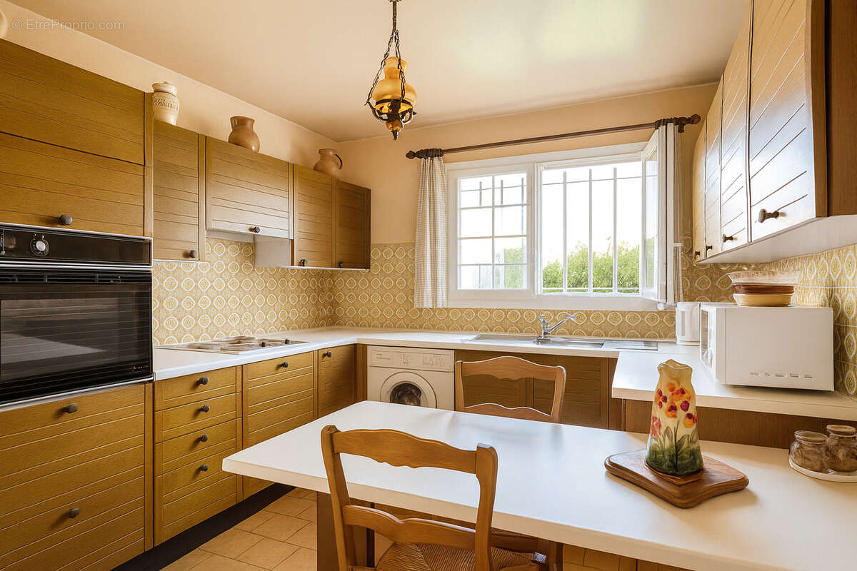 Maison à SIX-FOURS-LES-PLAGES