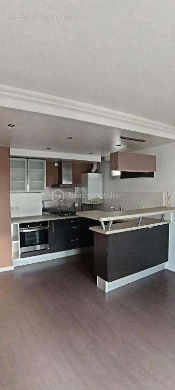 Appartement à DAMMARIE-LES-LYS