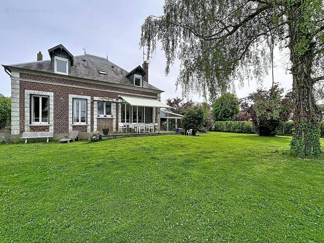 Maison à ETREPAGNY