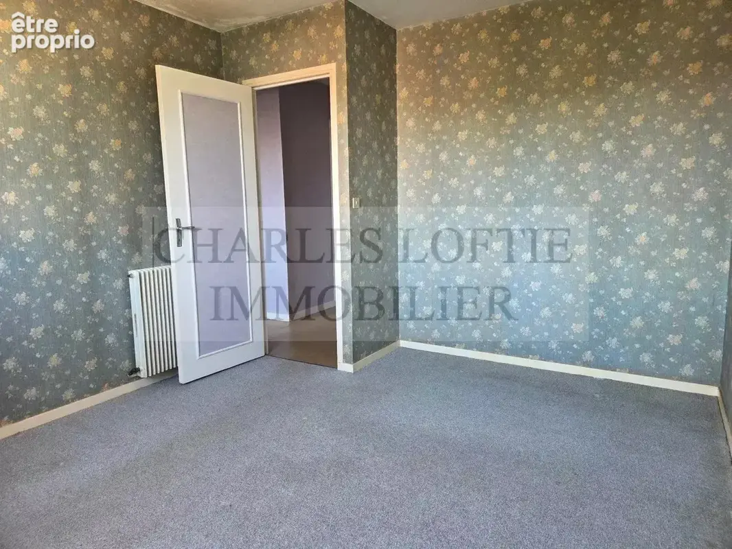 Maison familiale avec jardin et garage - photo 9
