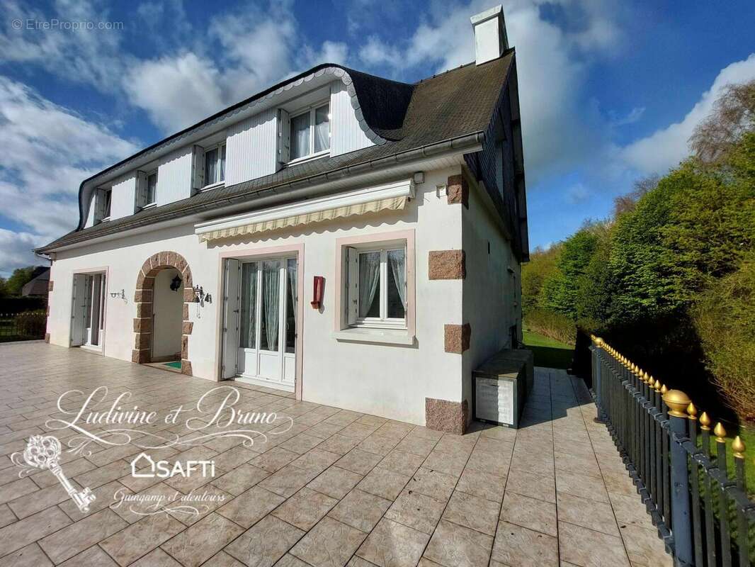 Maison 207 m² à Guingamp  - photo 2