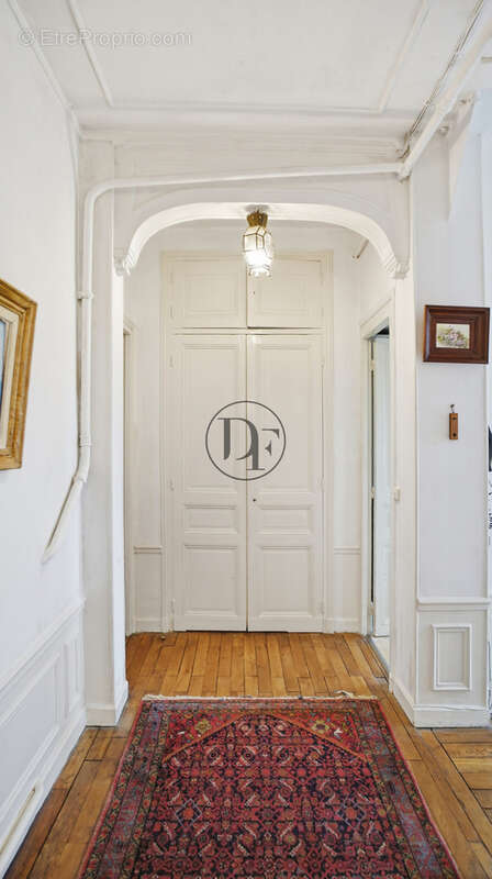 Appartement à FONTAINEBLEAU