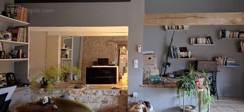 A vendre LIMEYRAT (24), maison de 172 m2 sur un terrain de 2300 m2 - photo 8