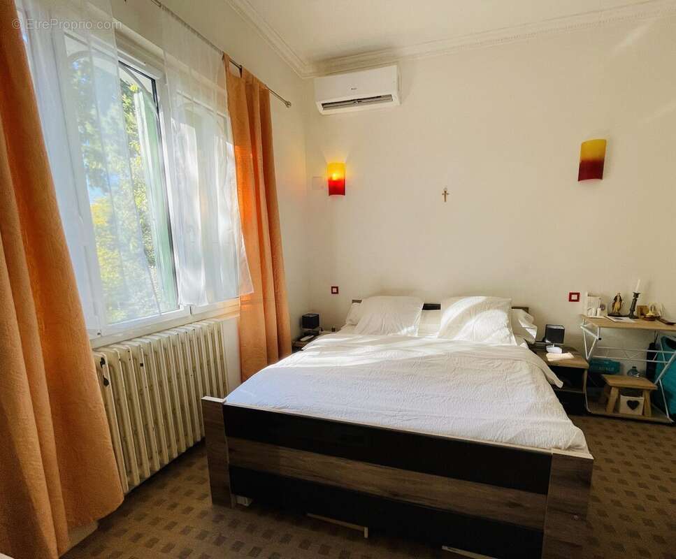 Maison à VILLENEUVE-LES-AVIGNON