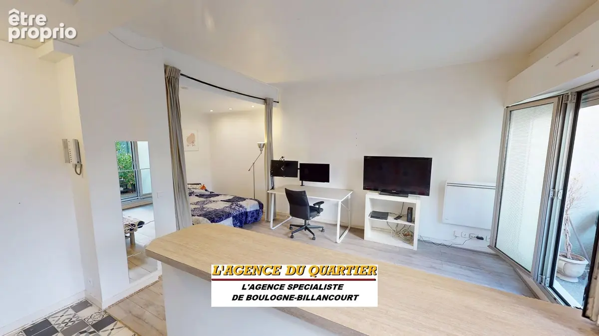 Rue Gallieni, beau studio 2 pièces de 32m² avec jardin-terrasse de 9m² et cave. - photo 5