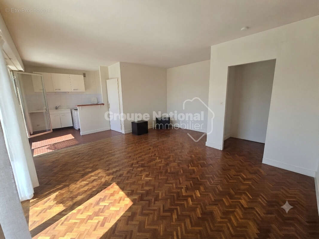 Appartement Versailles 2 pièce(s) 34 m2 + TERRASSE de 17m² - photo 4