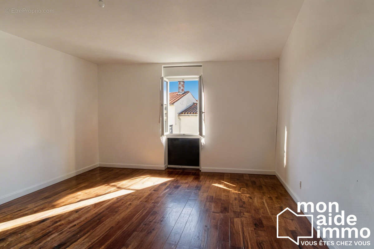 Maison à CIRE-D'AUNIS