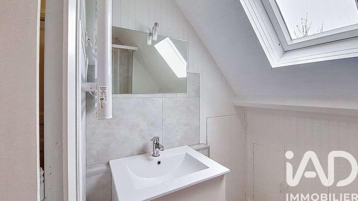 Maison 125 m² à Honguemare-Guenouville  - photo 9