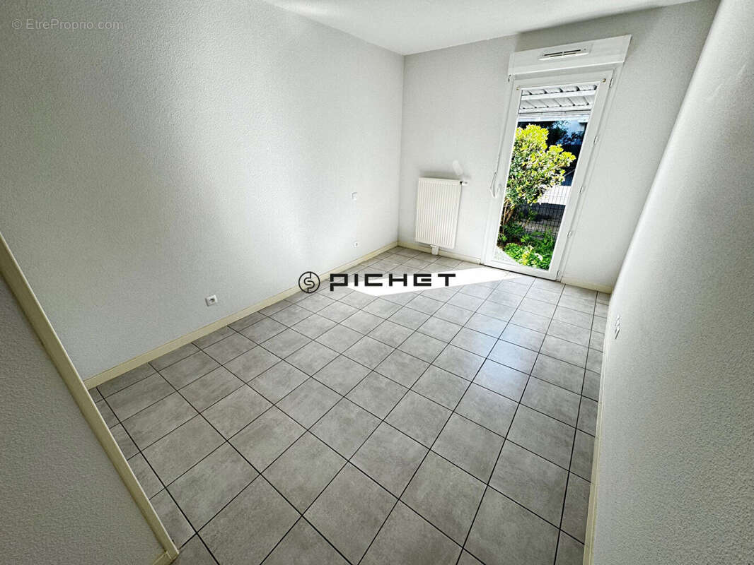 Appartement à LE BOUSCAT