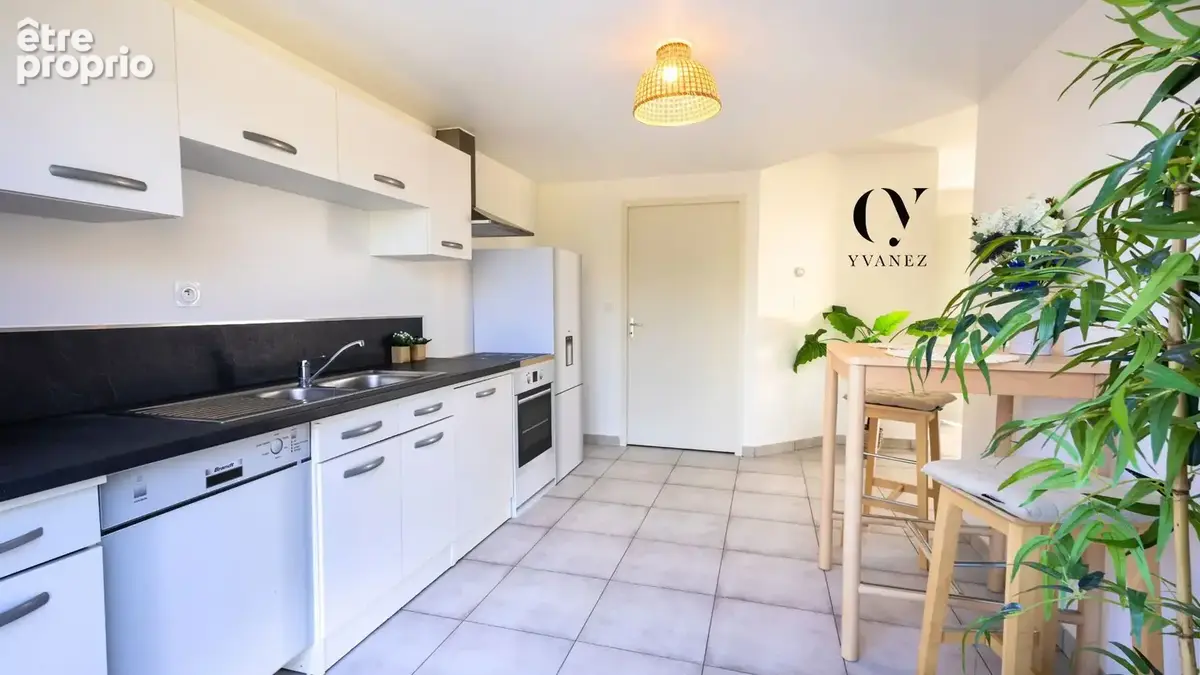 Maison contemporaine de 117 m2 avec 4 chambres, garage et jardin - photo 13
