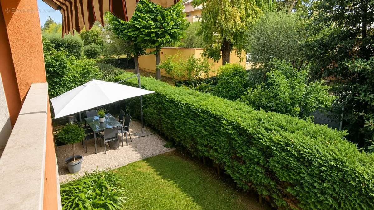 Proche plages, Appartement d’angle 2 pièces avec terrasse, garage et cave - photo 7