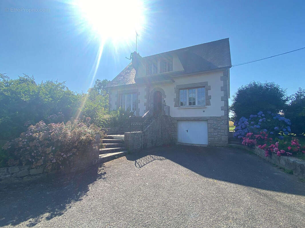 Maison à PLENEE-JUGON