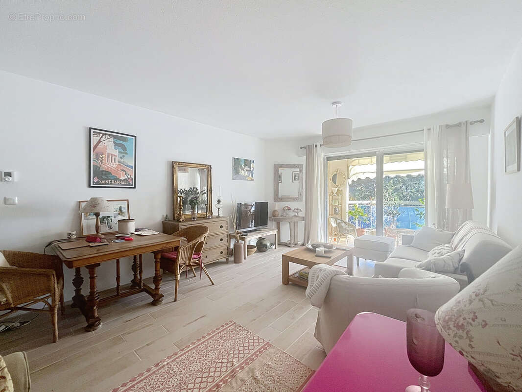 Appartement à SAINT-RAPHAEL