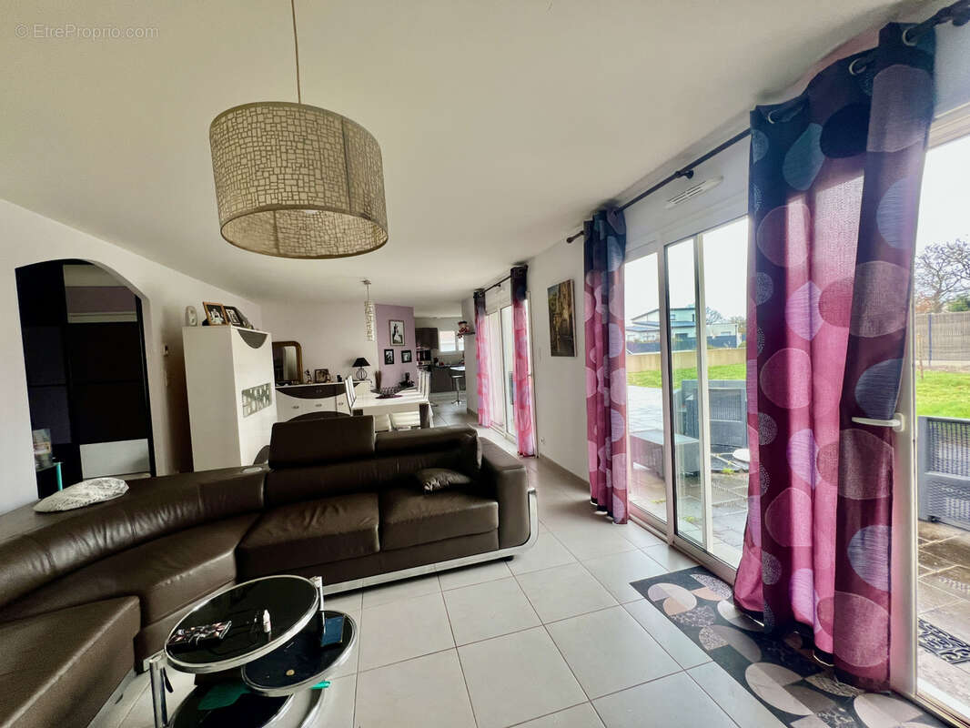 Maison à TALMONT-SAINT-HILAIRE