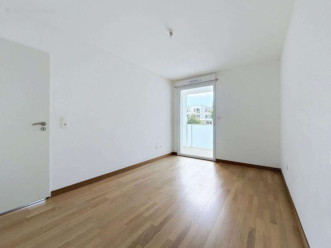 Appartement À Vendre - photo 4