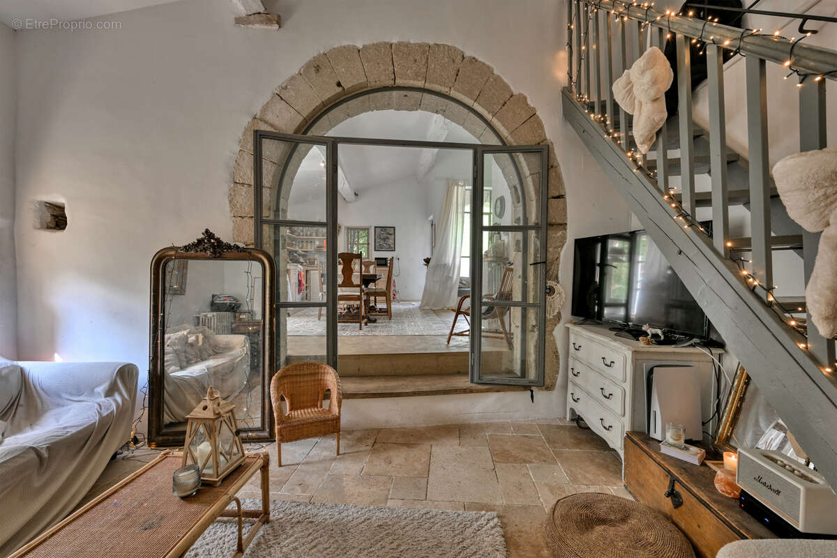 Maison à SALINELLES