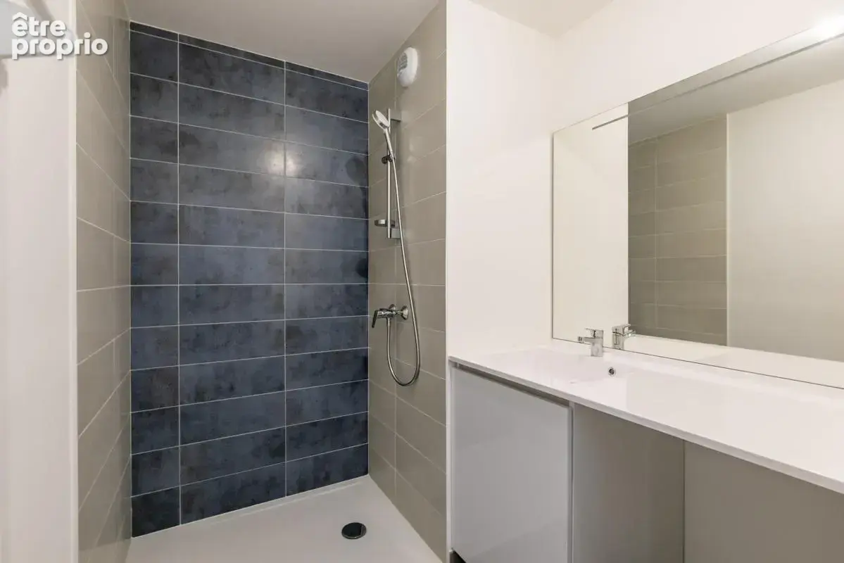 Appartement T3 dernier étage - photo 9