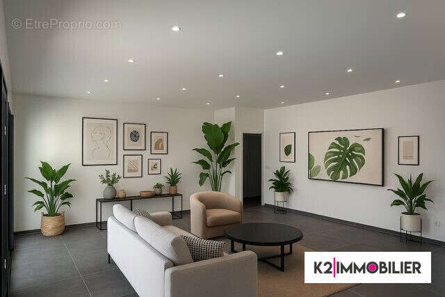 Maison à MONTELIMAR