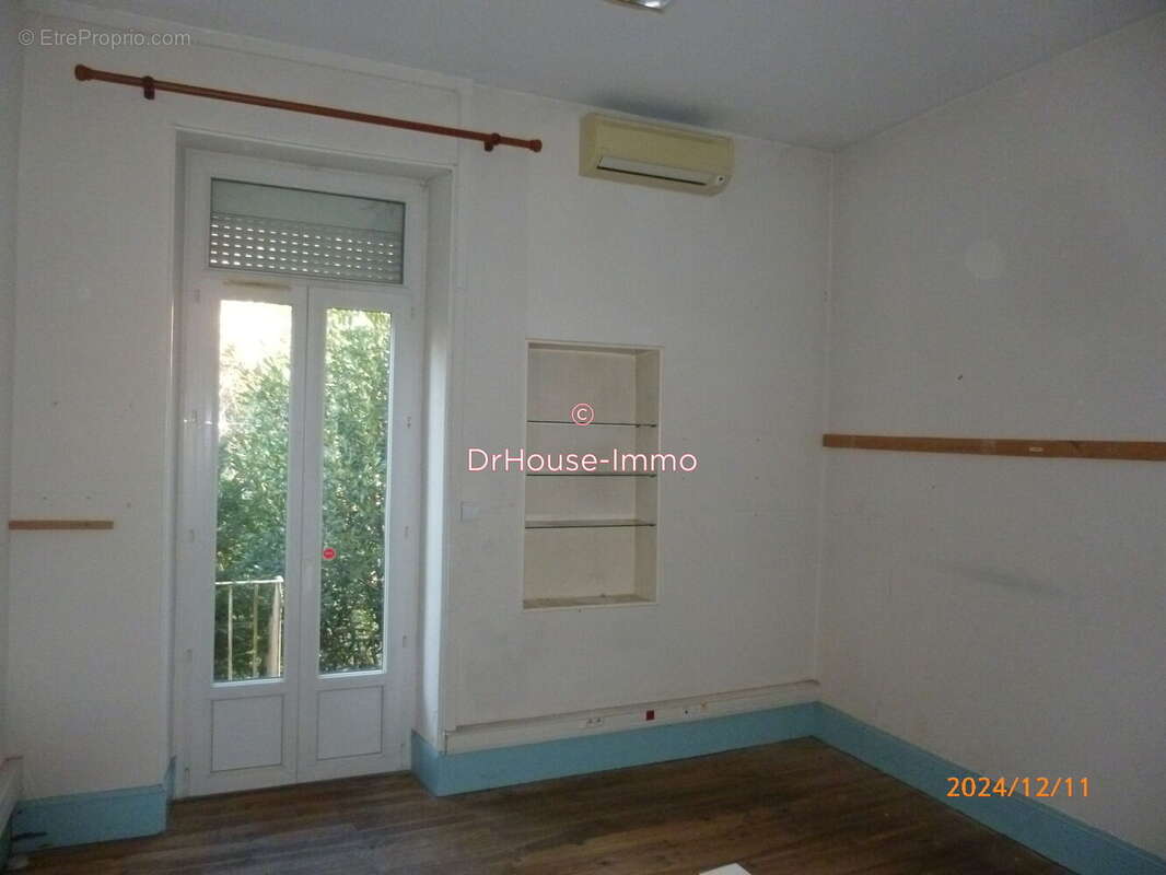 Commerce à PERIGUEUX