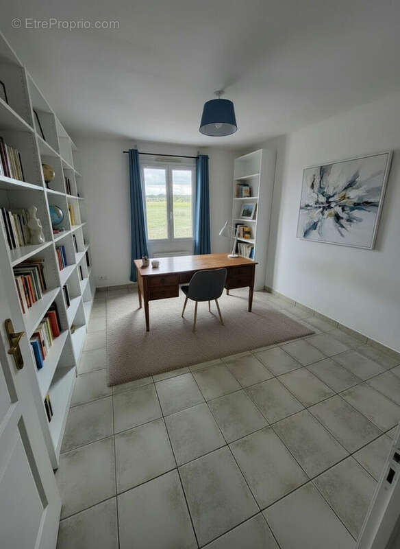 Maison à COUTRAS