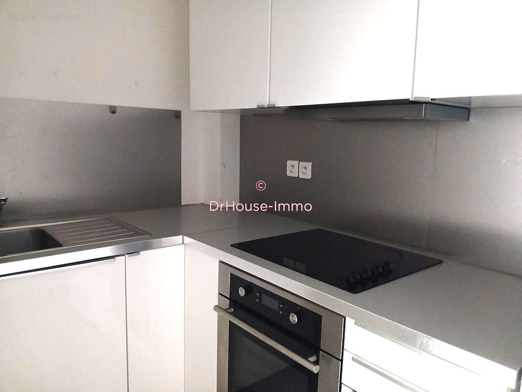 Appartement 46 m² à Toulon  - photo 2