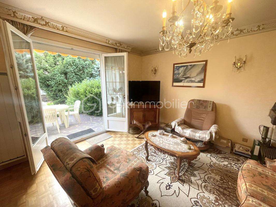 Maison à VILLIERS-SUR-ORGE