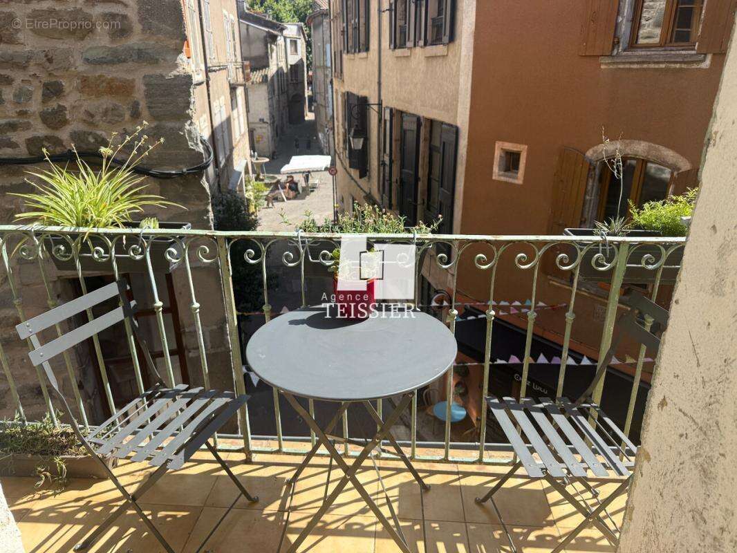 Appartement à LES VANS