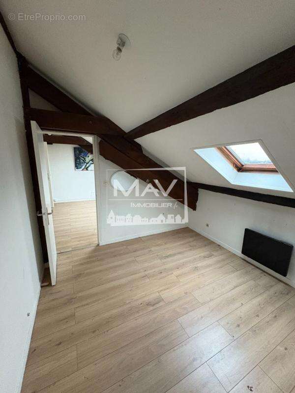 Appartement 3 pièces 35 m² à vendre à Lille (59160) - photo 3