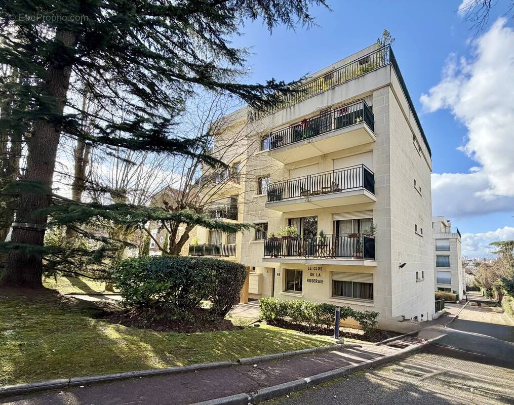 Appartement à L'HAY-LES-ROSES