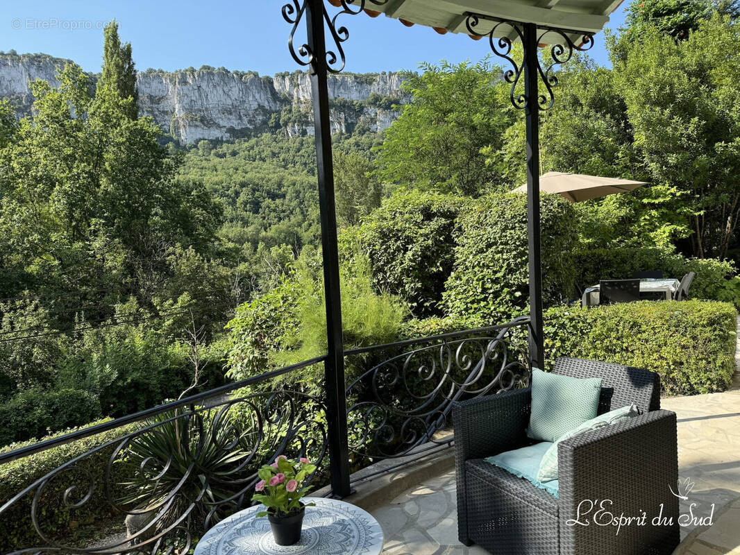 Maison 132 m² à Saint-Antonin-Noble-Val  - photo 2