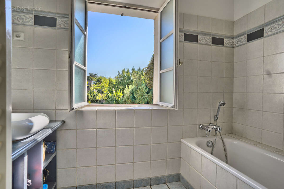 Maison à BOURRON-MARLOTTE