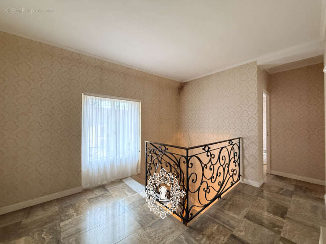 Maison à LONGUEVILLE