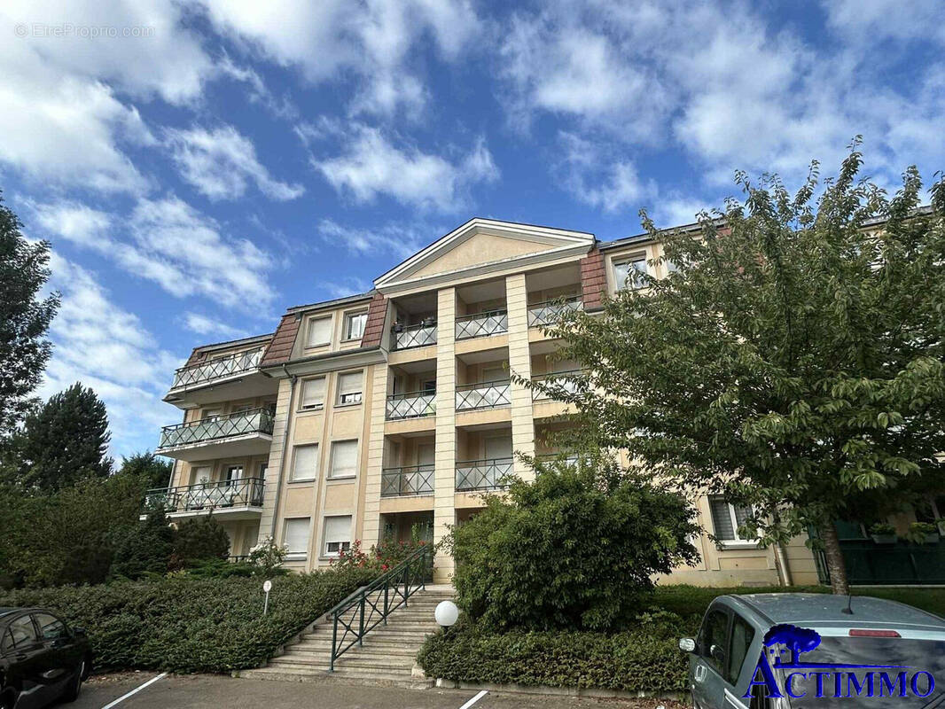 Appartement à JOIGNY