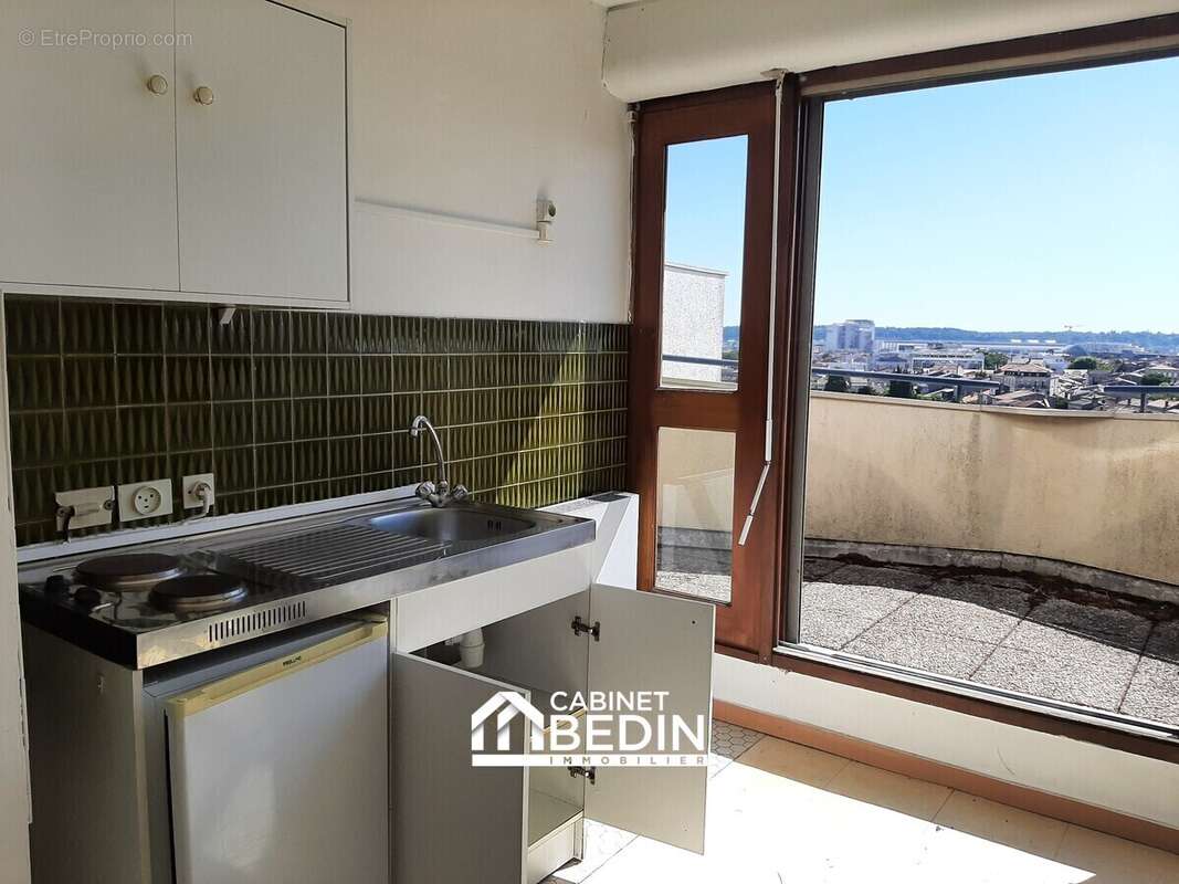 Appartement à BORDEAUX