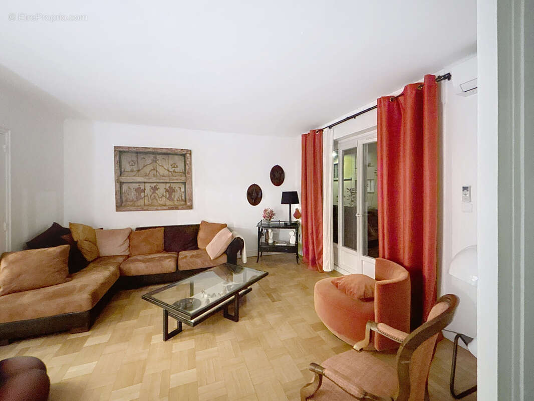 Appartement à LYON-6E