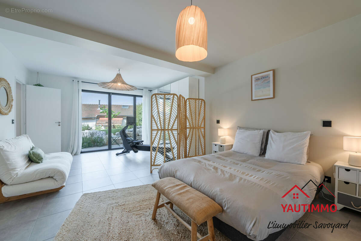 Maison à CRANVES-SALES