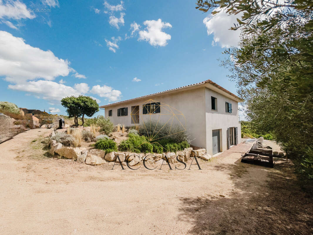 Maison à FIGARI
