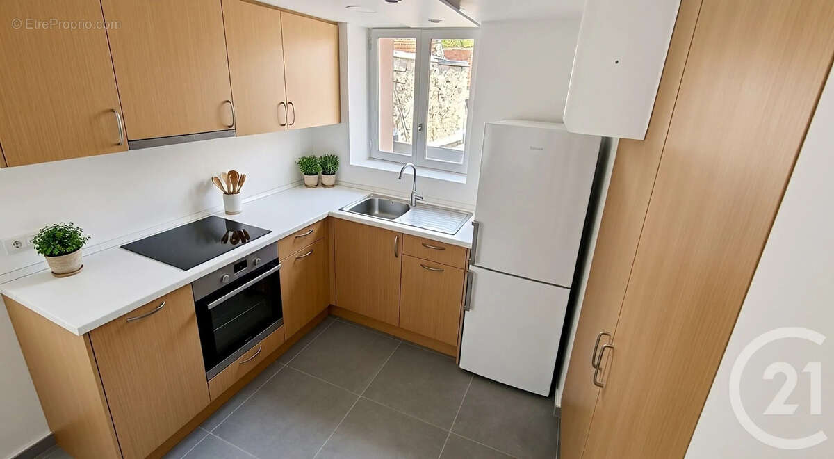 Appartement à BRIE-COMTE-ROBERT