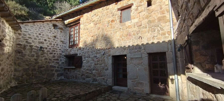 Maison à DORNAS