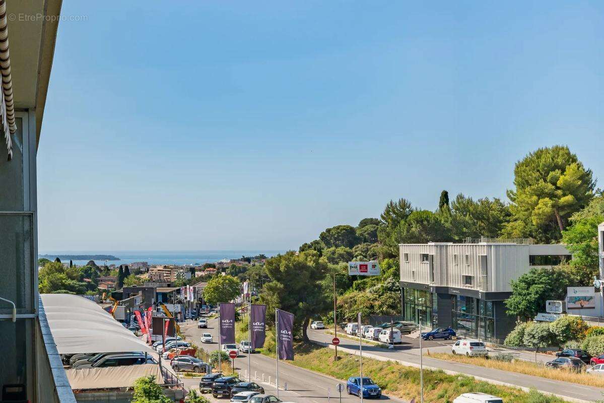 Appartement à LE CANNET